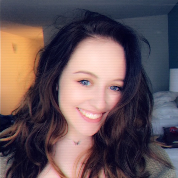 chloeshrieves
